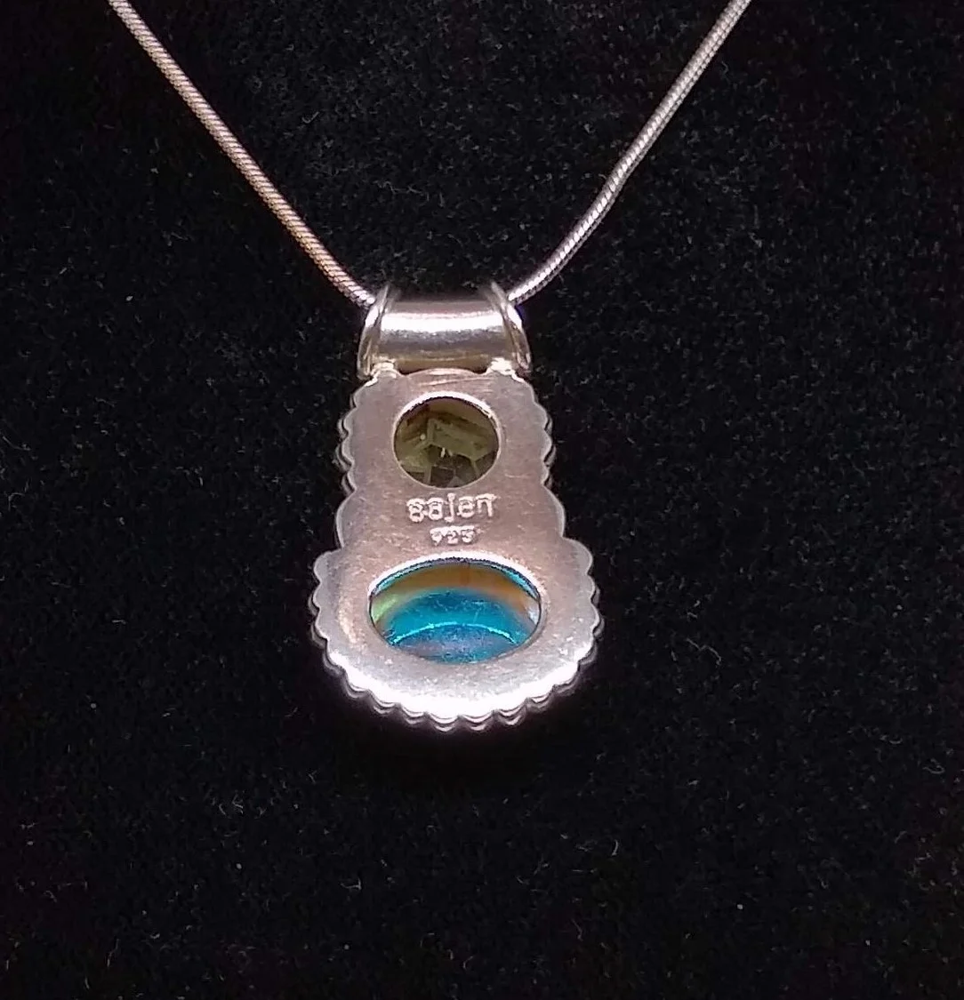 Sajen pendant discount